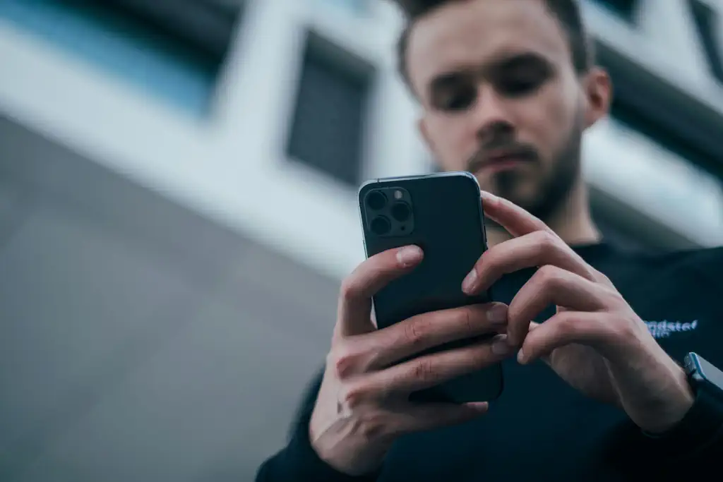 Contact Image